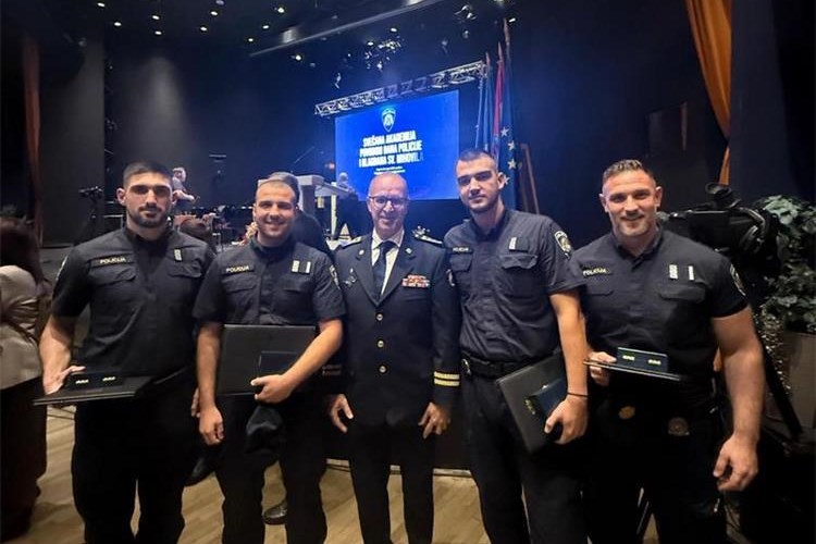 Slika /2025/DAN POLICIJE/nagrađeni Dan policije.jpg